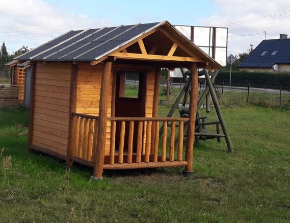 Domek ogrodowy 2x2 taras 2x120, w cenie drzwi, okno, pokrycie gontem. Cena  4,200zł